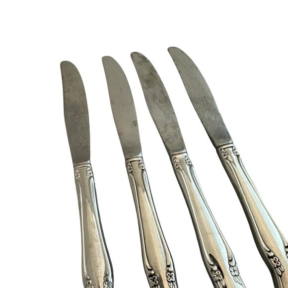 Oneidacraft Deluxe Stainless Flatware Set Chateau Floral 4 Classic Butter Knives - Picture 7 of 7